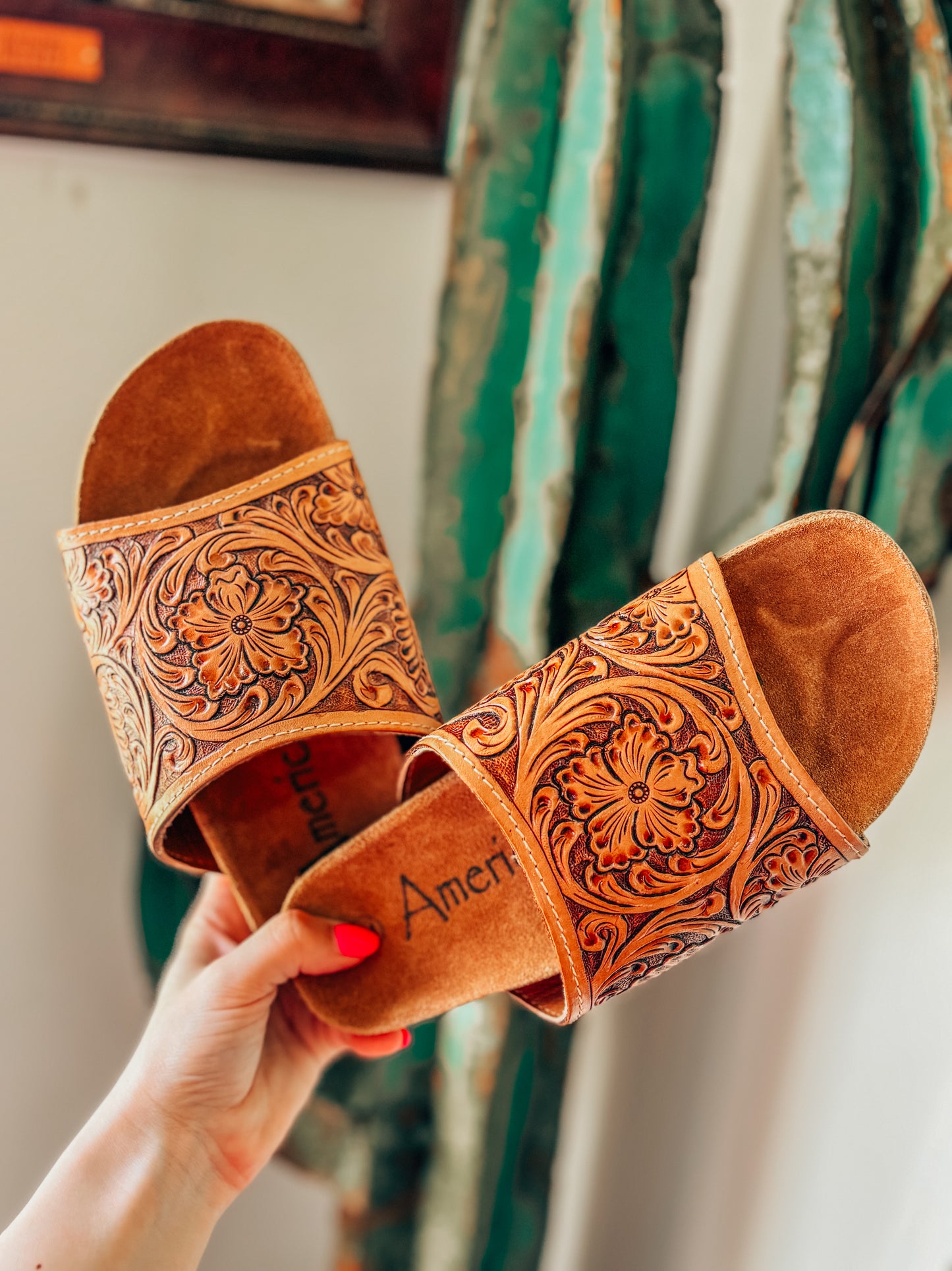 The Saddle Sandals